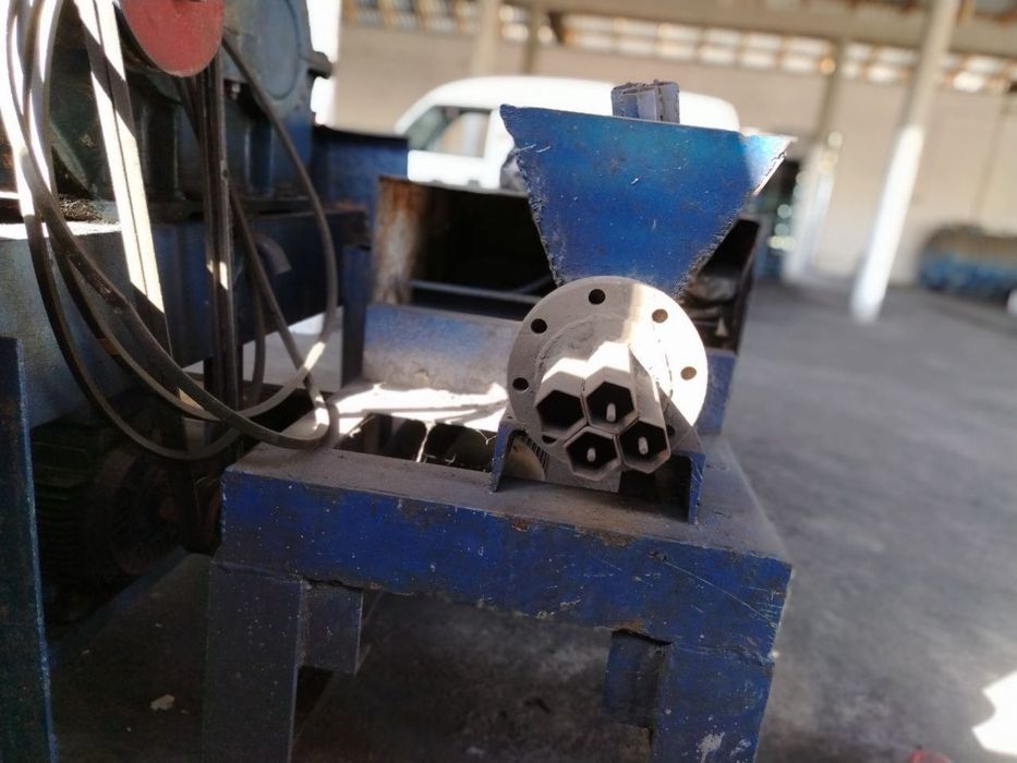 станок для производтсы шестиграного угля