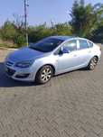 Vând Opel Astra J