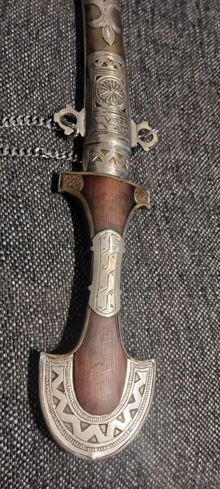 Cutite vechi de colecție