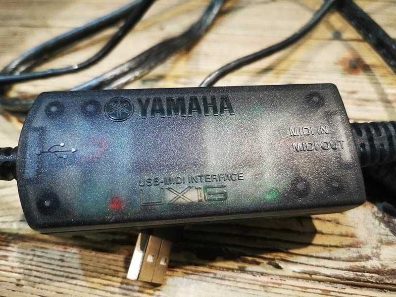 конвертер (адаптор) MIDI-USB кабел YAMAHA за свързване към компютър