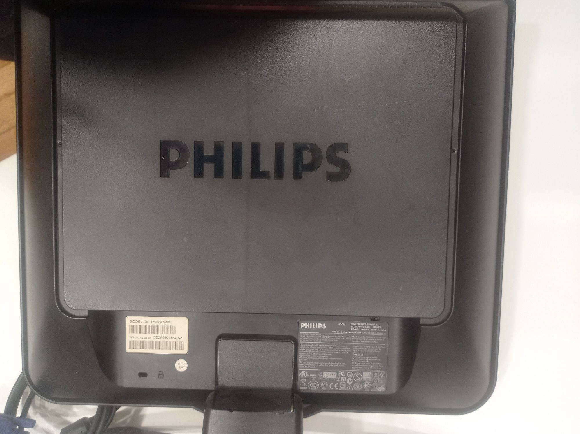 Монитор Philips 170C8