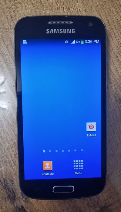 Телефон Samsung S4 mini