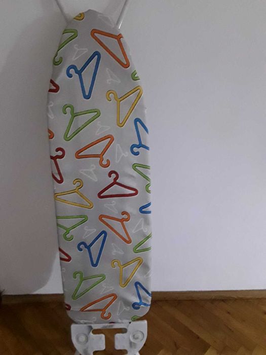 Дъска за гладене метална