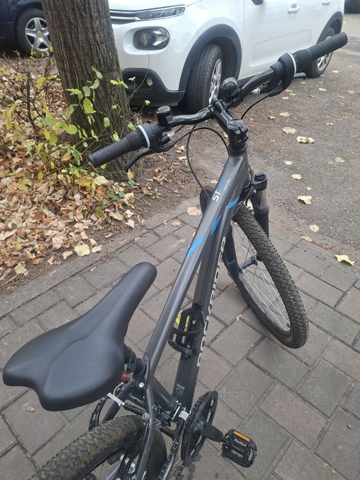 Vând bicicleta Rockrider ST100