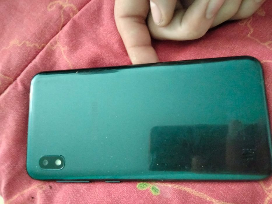 Samsung a 10 nou