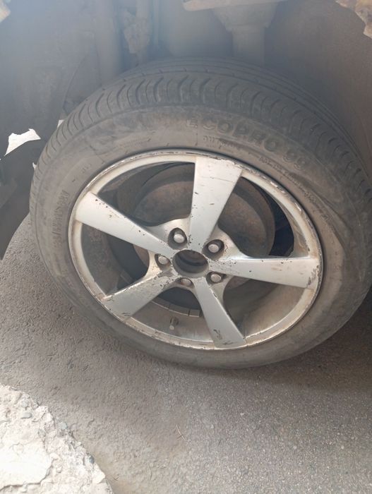 Субару Легаси под разбор