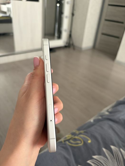 Продам свой Iphone 16, 128гб