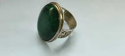 Серебряное кольцо с натуральным камнем МАЛАХИТ