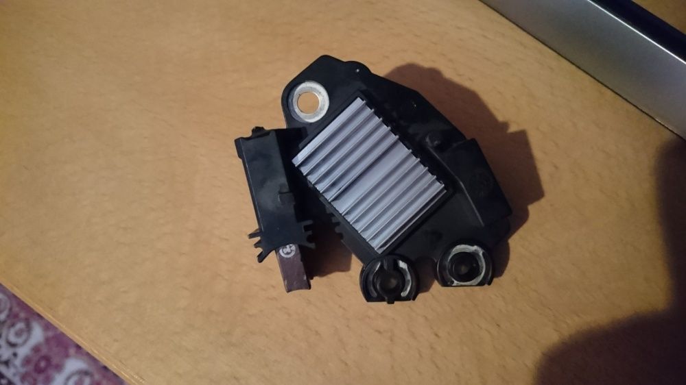 Releu alternator bmw e39, e46 2.0 diesel 136 cp