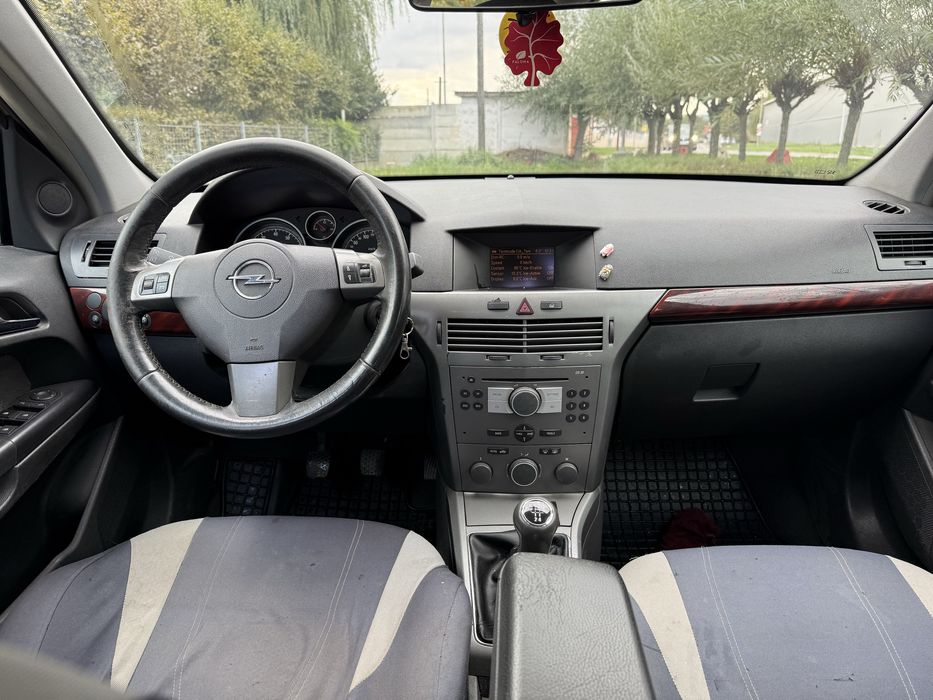 Opel astra H 1.6 105 cp