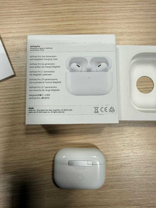 Apple AirPods Pro 2 (lightning 2022)