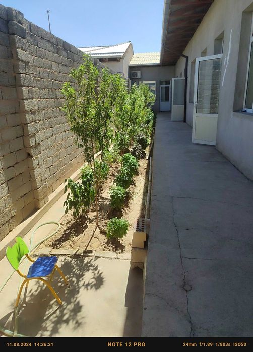 Продам дом 2,5 сотки ул Хонобад , массив Строитель