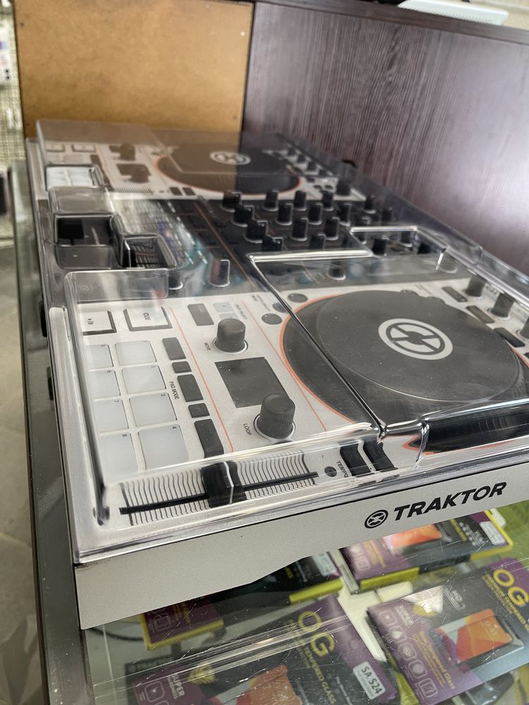 Traktor s4 mk3 Гаранция+ капак + UDG чанта