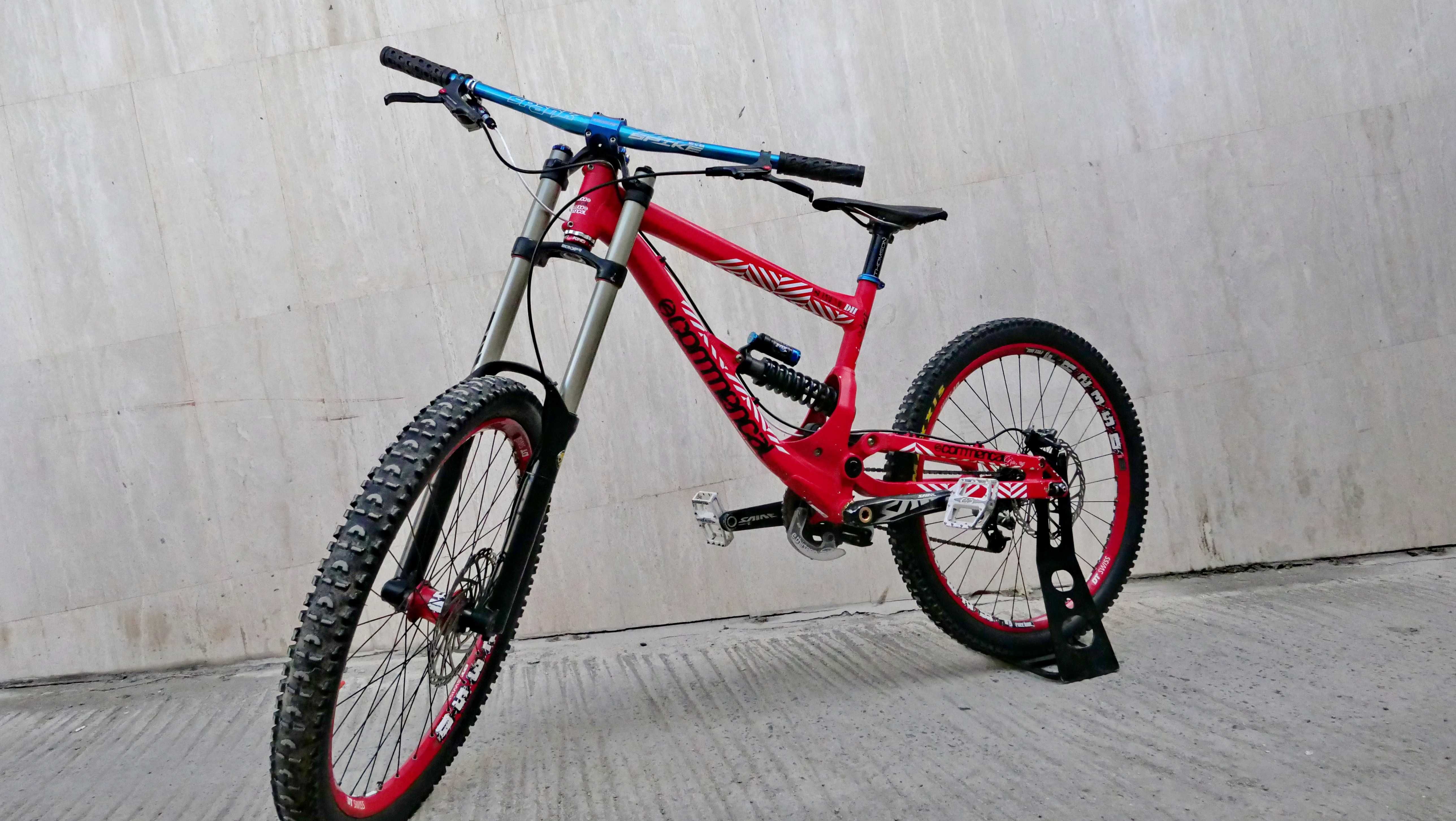 Commencal Supreme DH, 26, RockShox Boxxer Air, 200 ход, 1х9 Sram XO