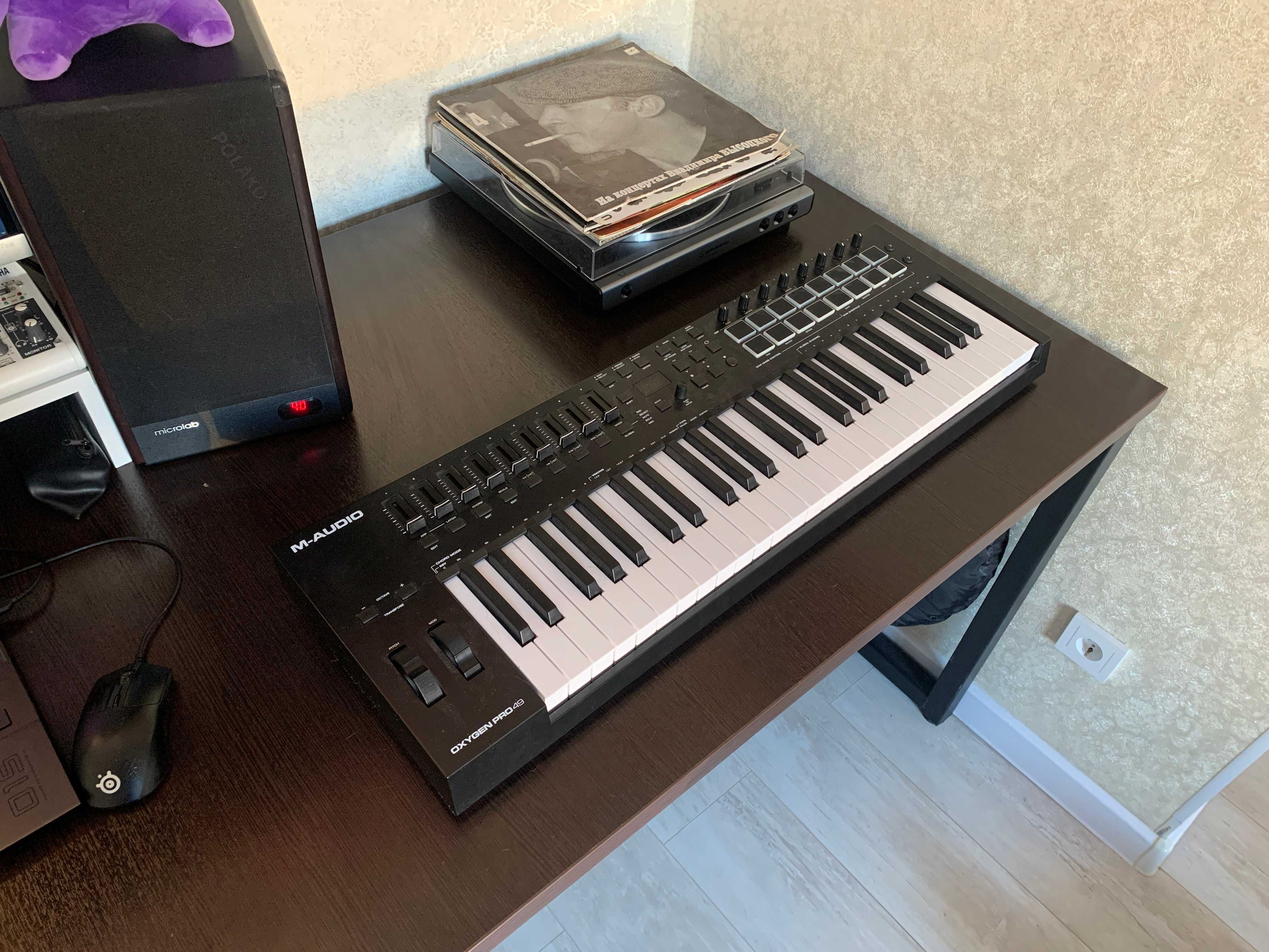 M-Audio Oxygen Pro 49 MIDI-клавиатура секвенсер