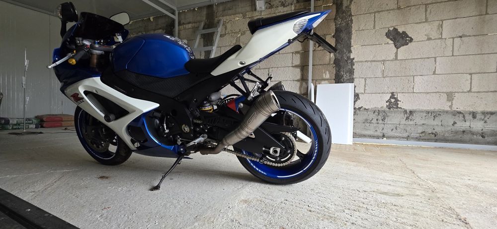 Suzuki Gsx-r 1000 k7-k8 în stare foarte bună inmatriculat