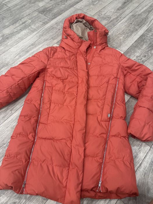 Продам женскую куртку