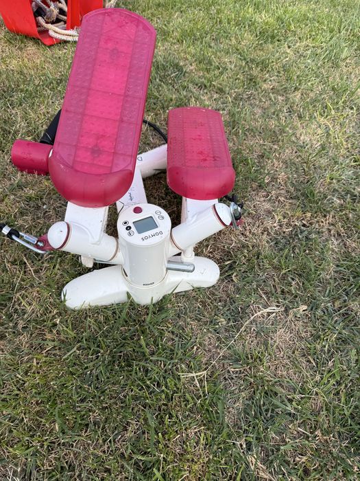 Stepper lateral, cu display multifunctional si corzi elastice laterale