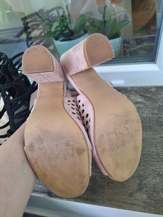 Дамски сандали 2 чифта