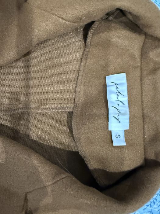 Дамско дълго палто