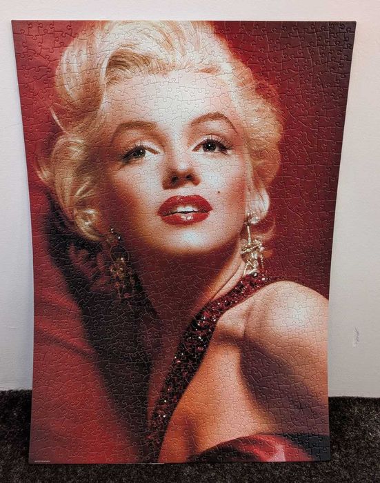 Puzzle 1000 piese – gata lipit/asamblat, Marilyn Monroe