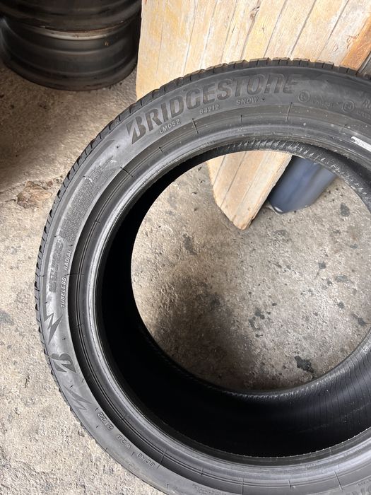4 anvelope iarna 225/45/17 , Bridgestone !