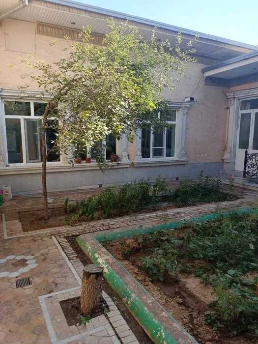 Срочно сдается 2-этажный дом,6 комнат,3,5 сотки,Шахристанская.