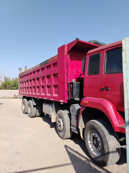 Самосвал sinotruk камаз 40 тонна юк кетади