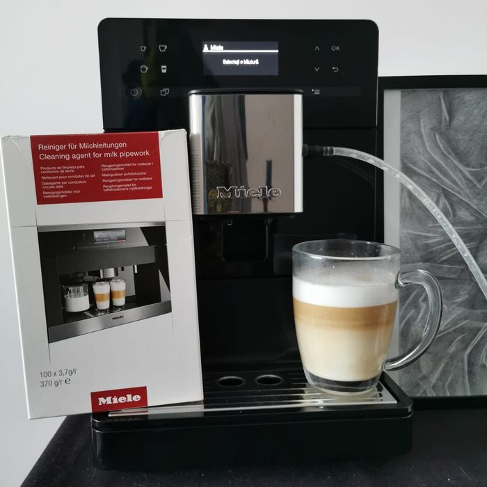 Espressor ,aparat cafea Miele CM5310 Silence