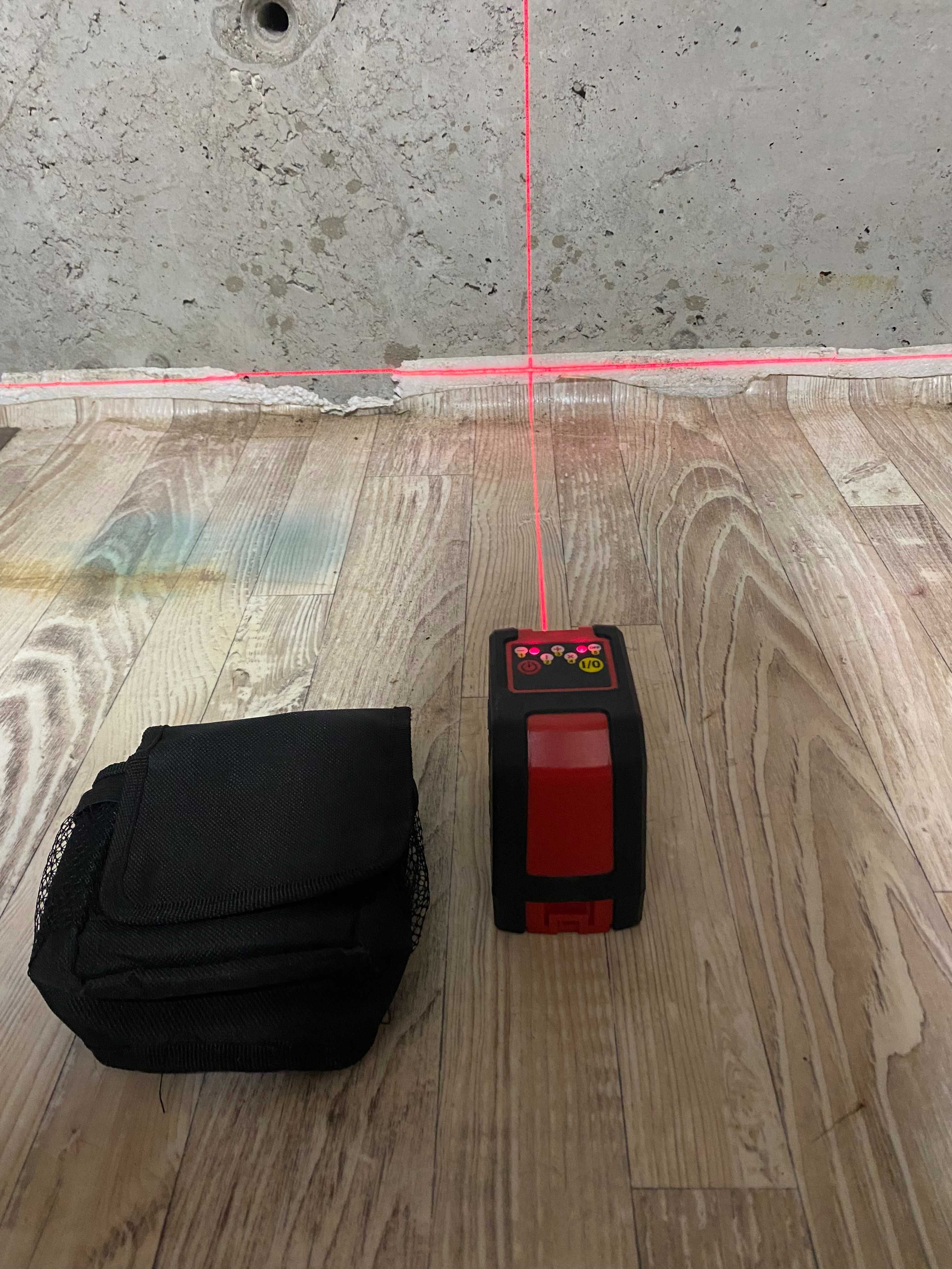 Лазерен нивелир 3D зелен лъч/червен лъч