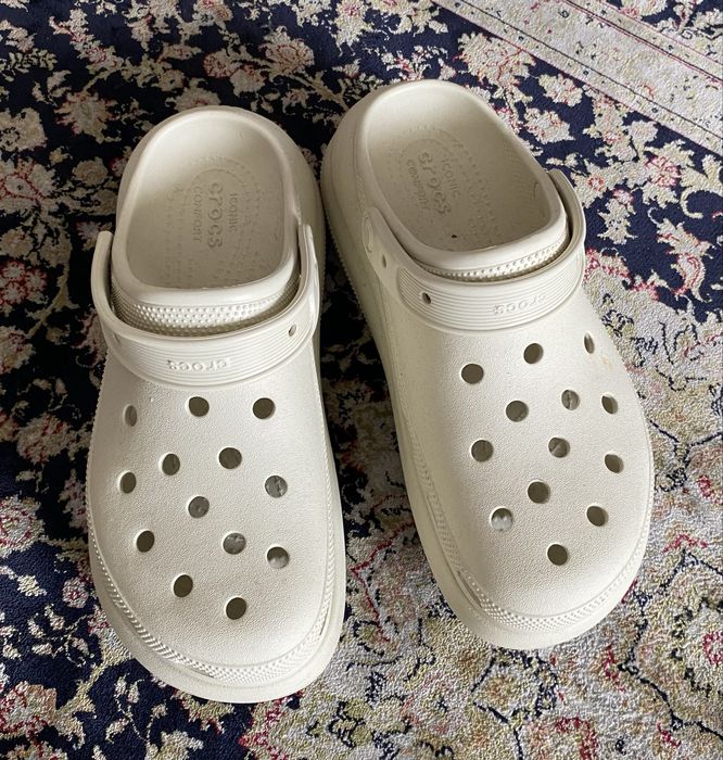 Кроксы Crocs 40-41 размер на утолщенной подошве