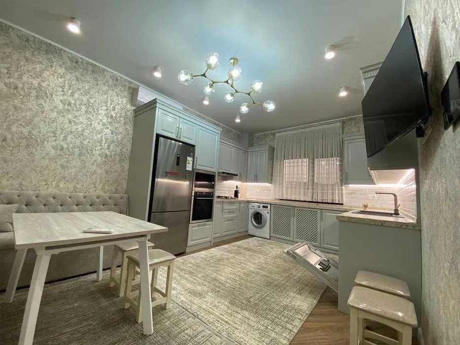 Аренда 3-комнатной на Цуме/Центр