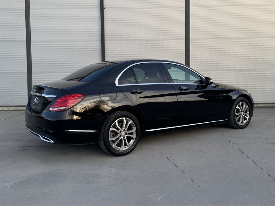 Mercedes-Benz C200d 136CP 2015 E6 LED Nav CAM Piele  Variante