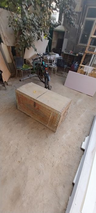 Продаётся сундук старинный