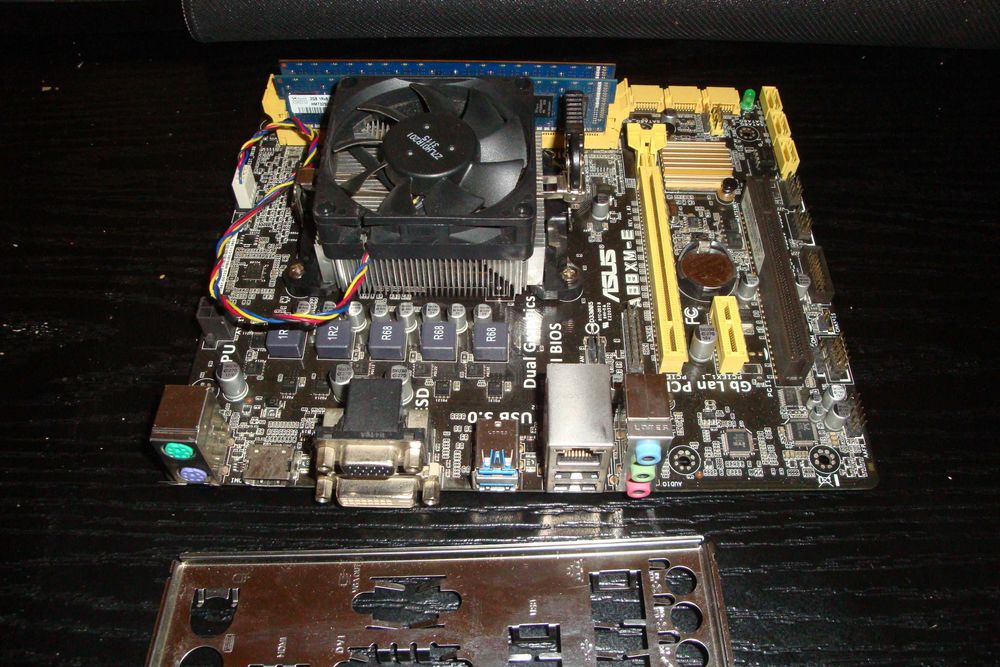 Kit AMD A6 6400k 3.9 Ghz Placa de baza Asus FM2+ vga dvi hdmi 4gb ddr3