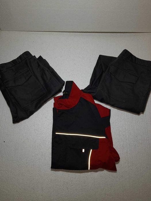 Pantaloni  de lucru nr 50-52  si geaca gri cu rosu