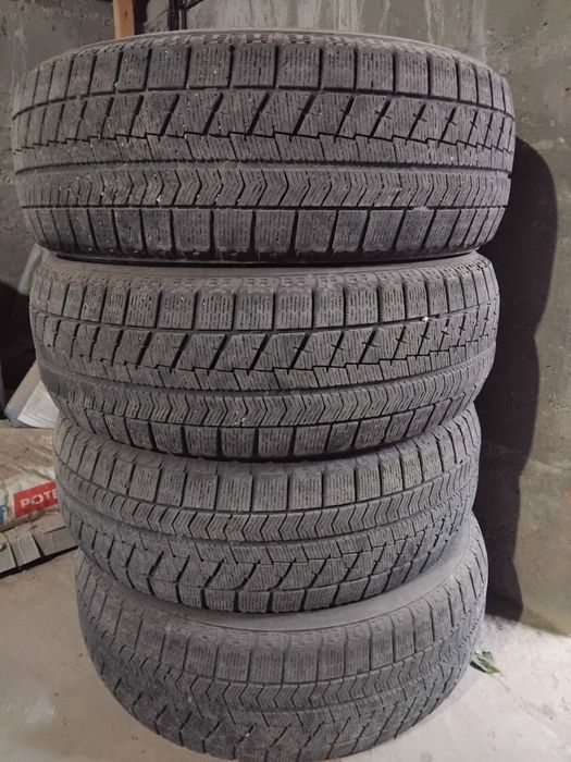Зимние шины б/у в хорошем состоянии