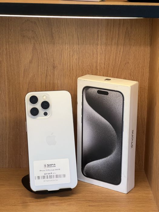 Айфон 15 про макс белый 86%