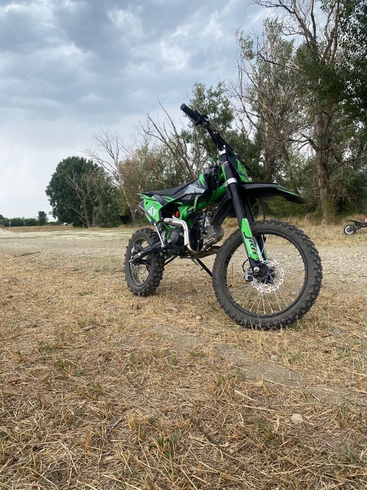 Vând cross 125 JRH 4h de funcționare