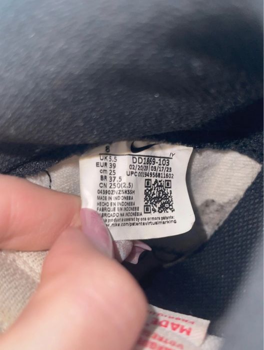 Adidasi nike dunk panda