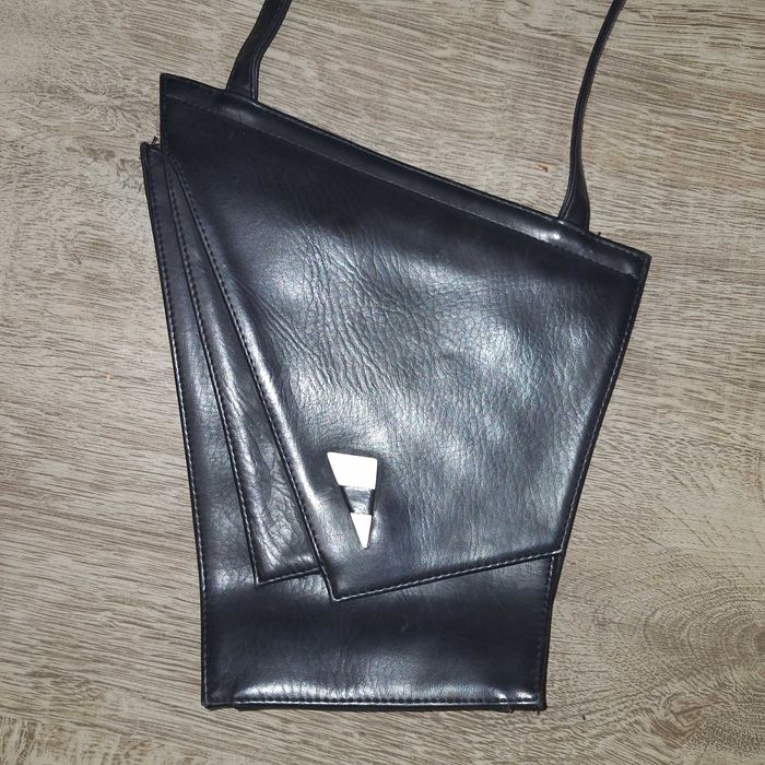 Асиметрична чанта!