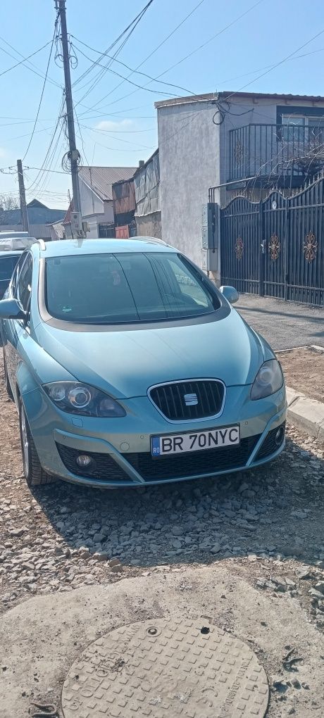 Vând Seat altea xl