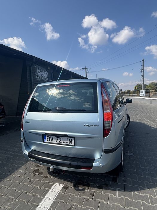 Fiat Ulysse 2.0i – 136 CP, an 2002 – 7 locuri – Stare impecabilă