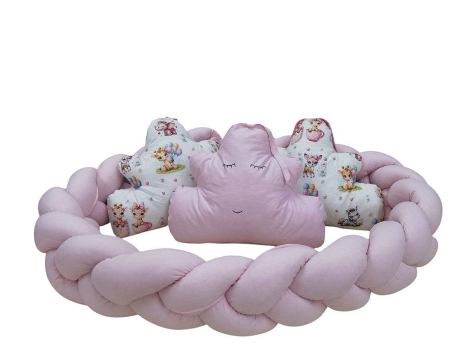 Нов модел обиколник и три облака