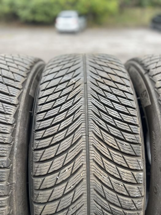 Зимни Michelin 255/55/19 dot 1024