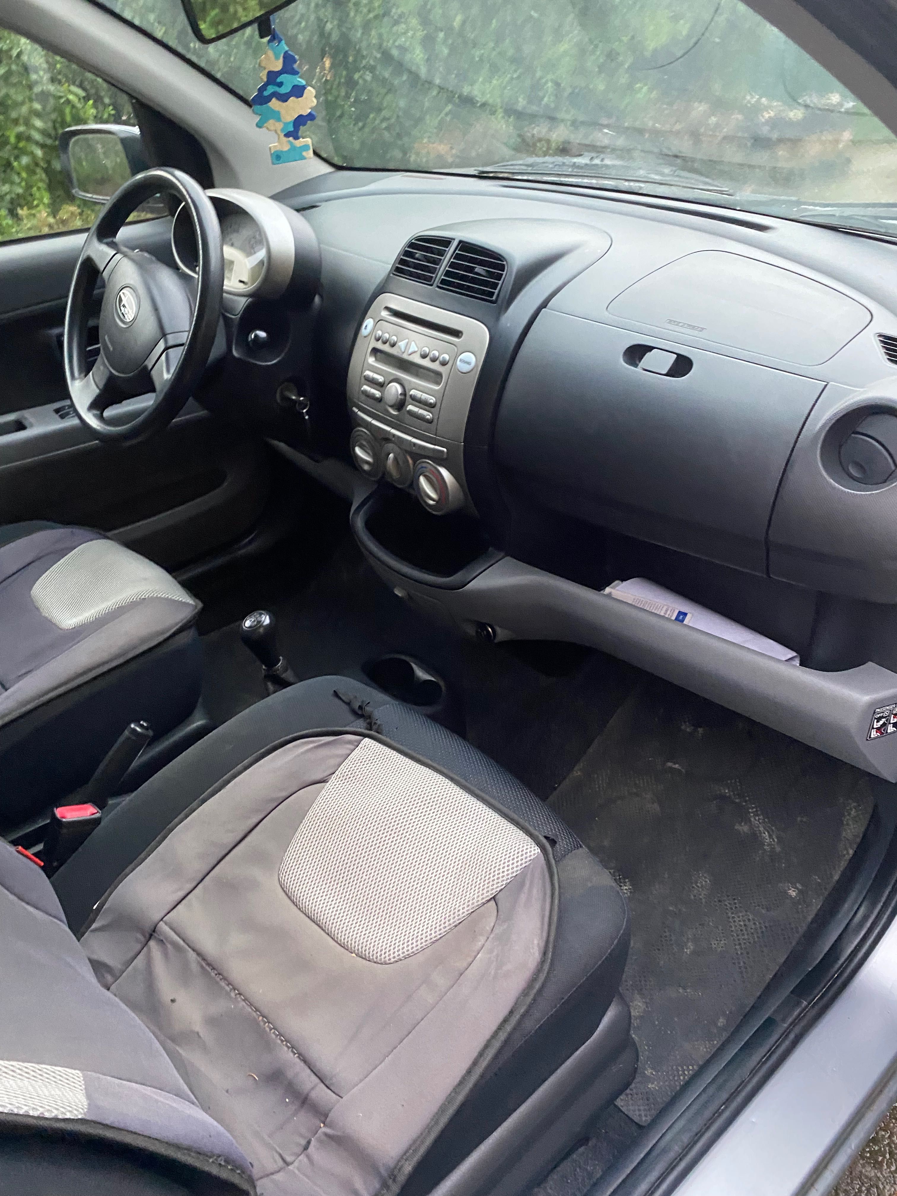 Vând Subaru Justy