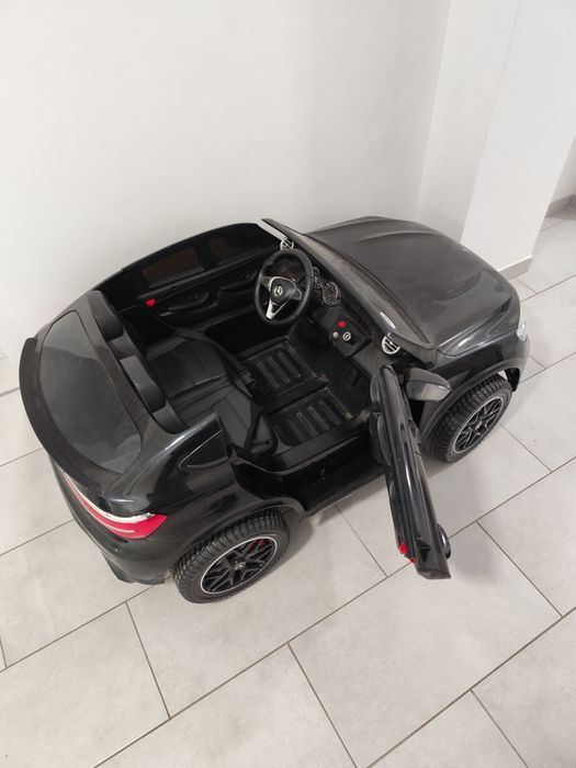 Mașinuță pentru copii electrica