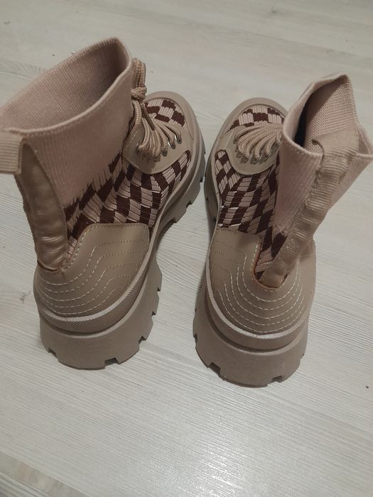 Bascheți dama înalți