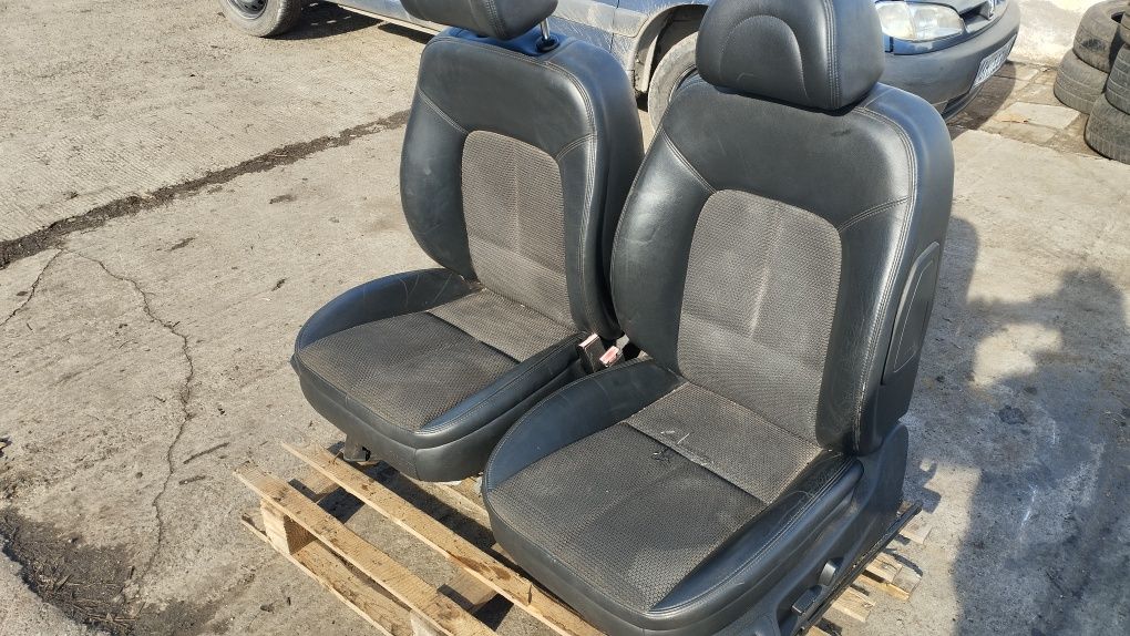 Салон за Пежо 407 седан / Peugeot 407