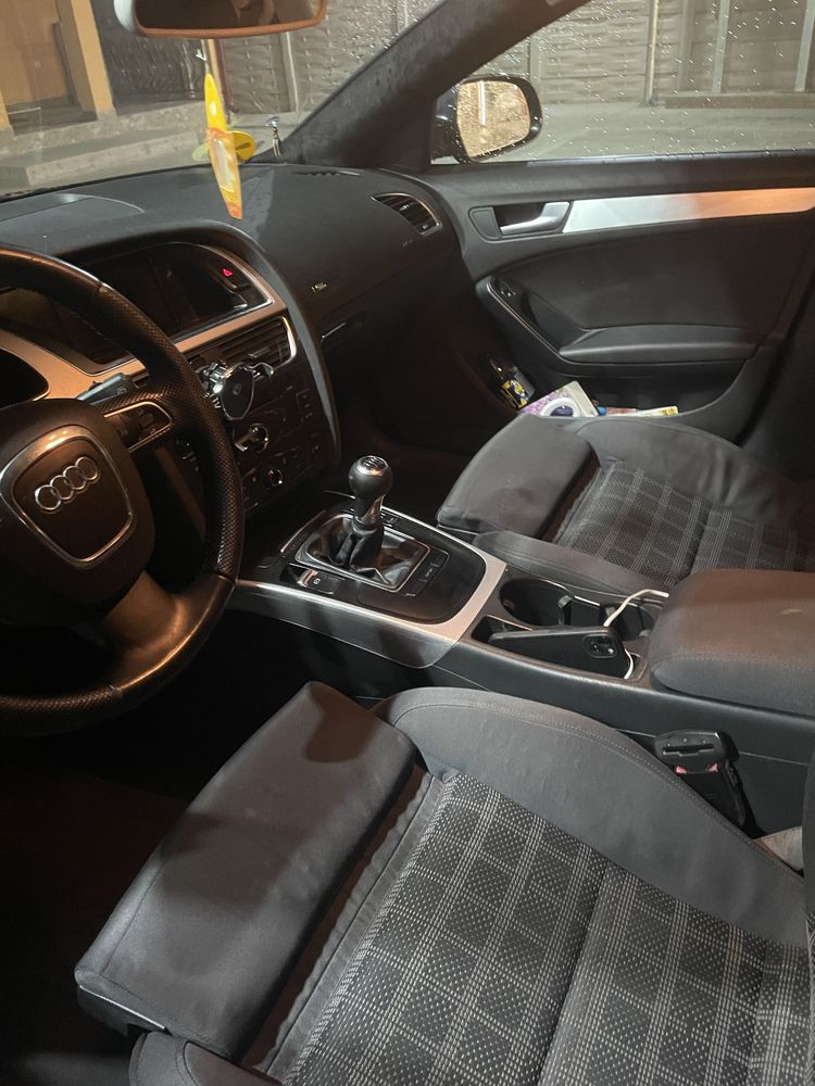 Vând audi a5 impecabil